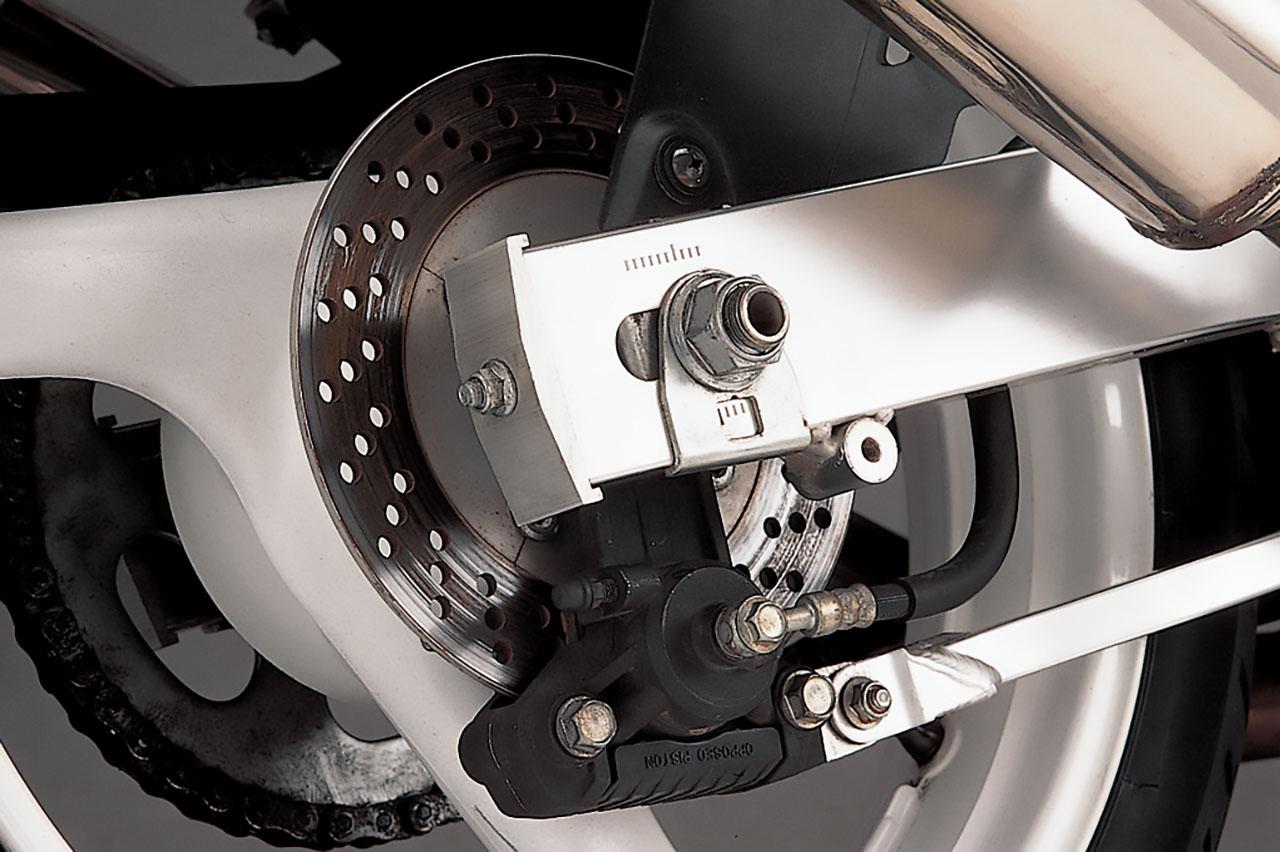 画像 : 17番目の画像 - 【写真18枚】スズキ「GSX-R400（GK73A）」 - webオートバイ