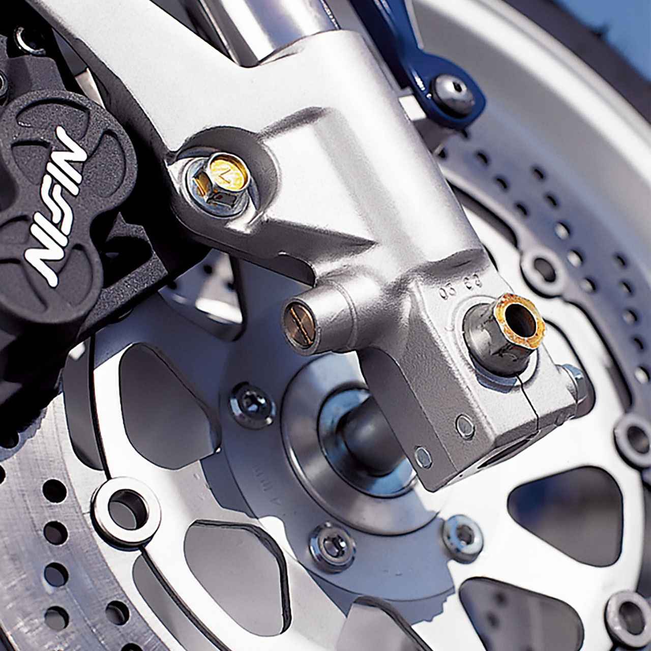 画像 : 15番目の画像 - 【写真16枚】スズキ「GSX-R400R（GK76A）」（1990年） - webオートバイ