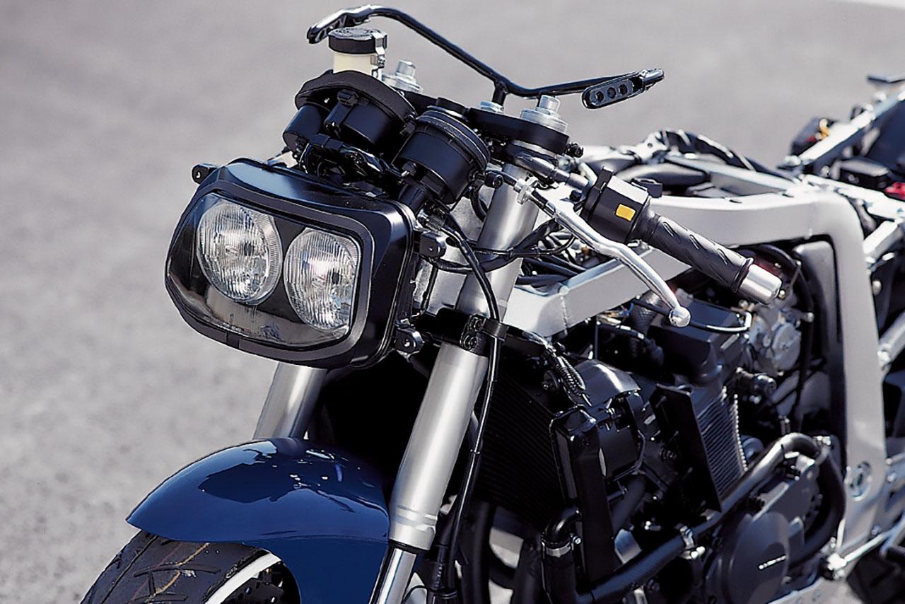 画像 : 5番目の画像 - 【写真16枚】スズキ「GSX-R400R（GK76A）」（1990年） - webオートバイ