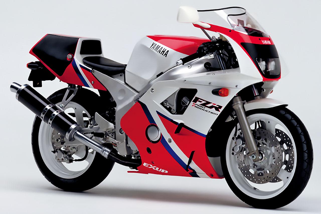 画像: YAMAHA FZR400