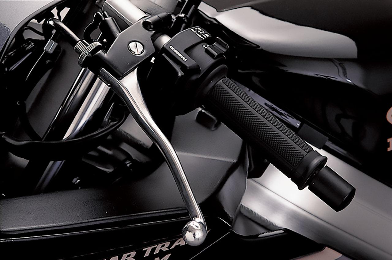 画像 : 15番目の画像 - 【写真21枚】ホンダ「CBR400RR（NC23）」（1988年） - webオートバイ