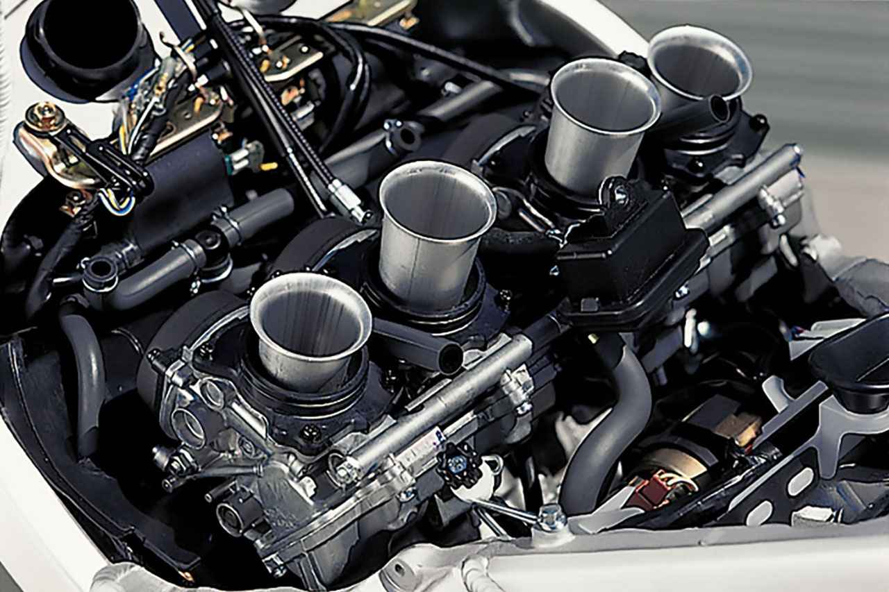 画像 : 11番目の画像 - 【写真15枚】ホンダ「CBR400RR（NC29）」（1990年） - webオートバイ