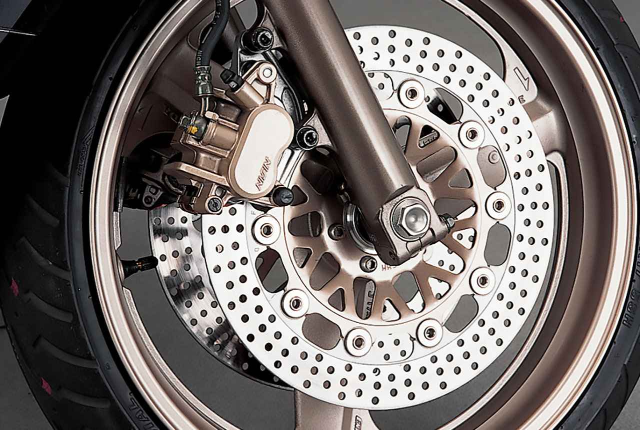 画像 : 20番目の画像 - 【写真21枚】ホンダ「CBR400RR（NC23）」（1988年） - webオートバイ