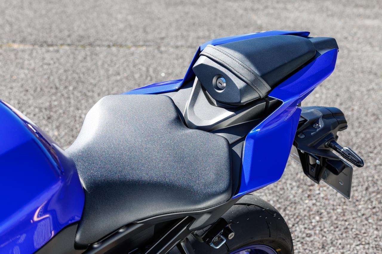 画像 : 9番目の画像 - 【写真24枚】ヤマハ「YZF-R9 ABS」 - webオートバイ
