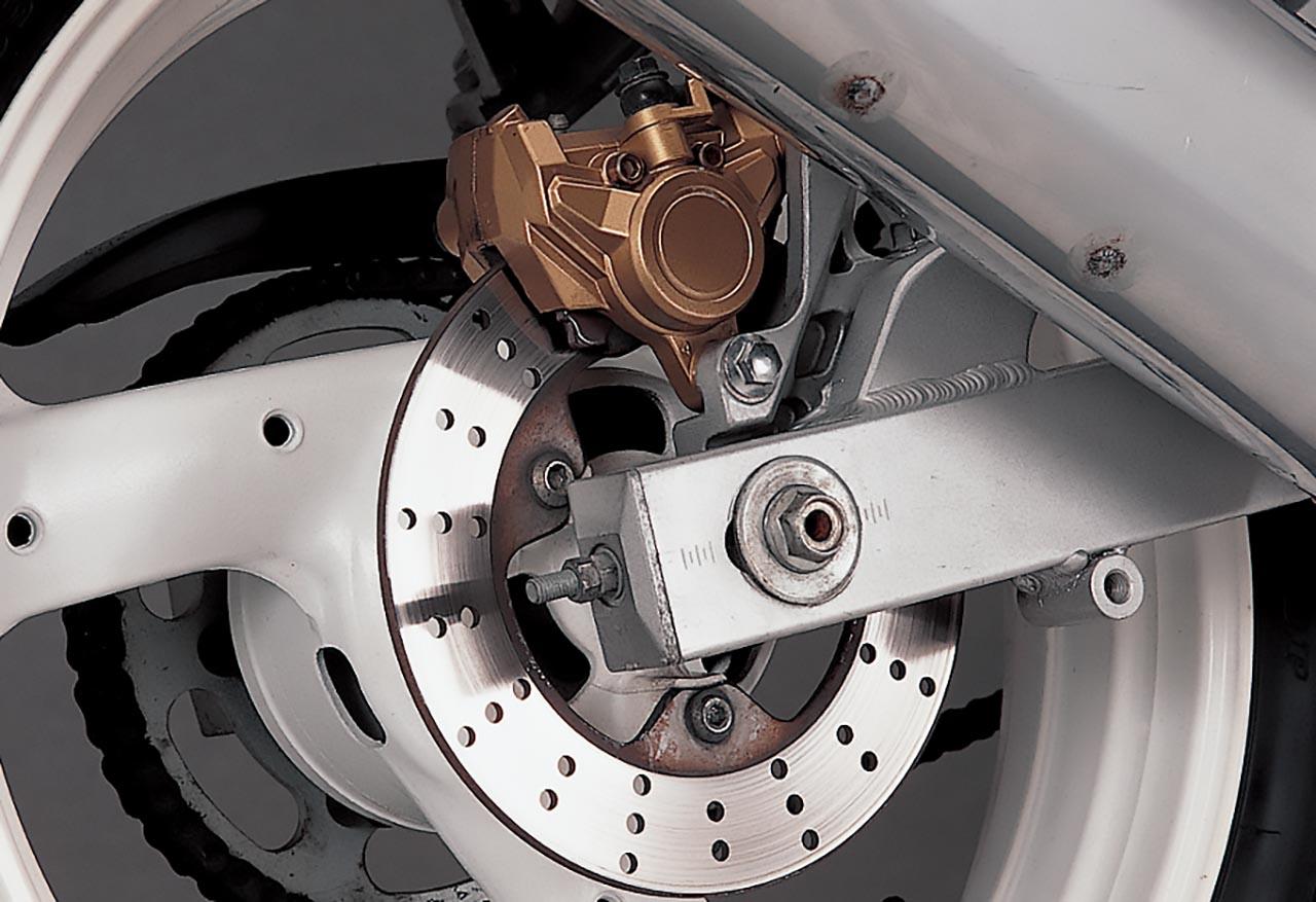 画像 : 19番目の画像 - 【写真21枚】ヤマハ「FZR400（1WG）」 - webオートバイ