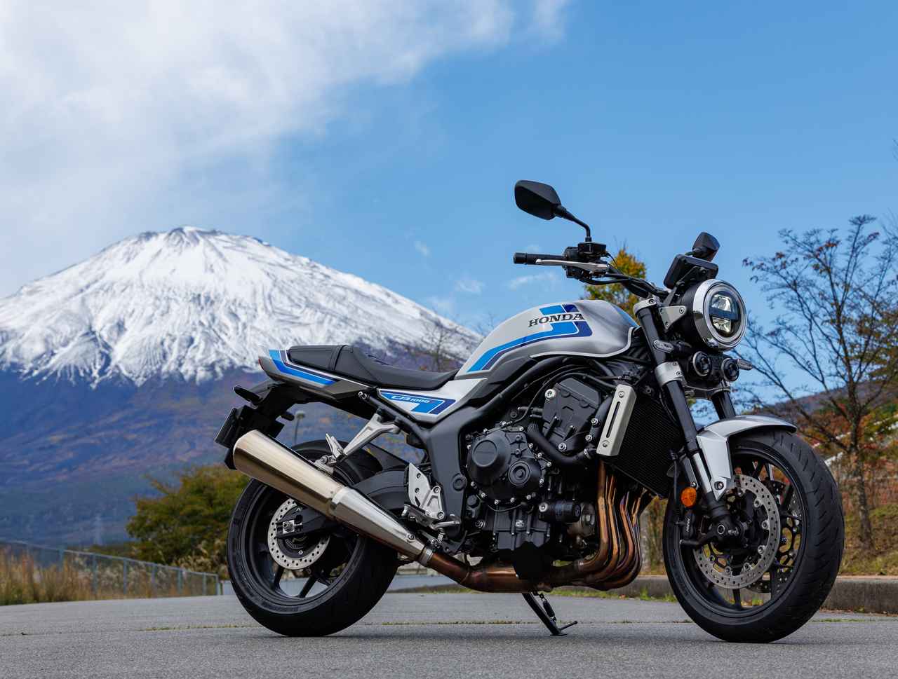 画像: HONDA CB1000F 2025年モデル 総排気量:999cc エンジン形式:水冷4ストDOHC4バルブ並列4気筒 シート高:795mm 車両重量:214kg 発売日:2025年11月14日(金) 税込価格:139万7000円