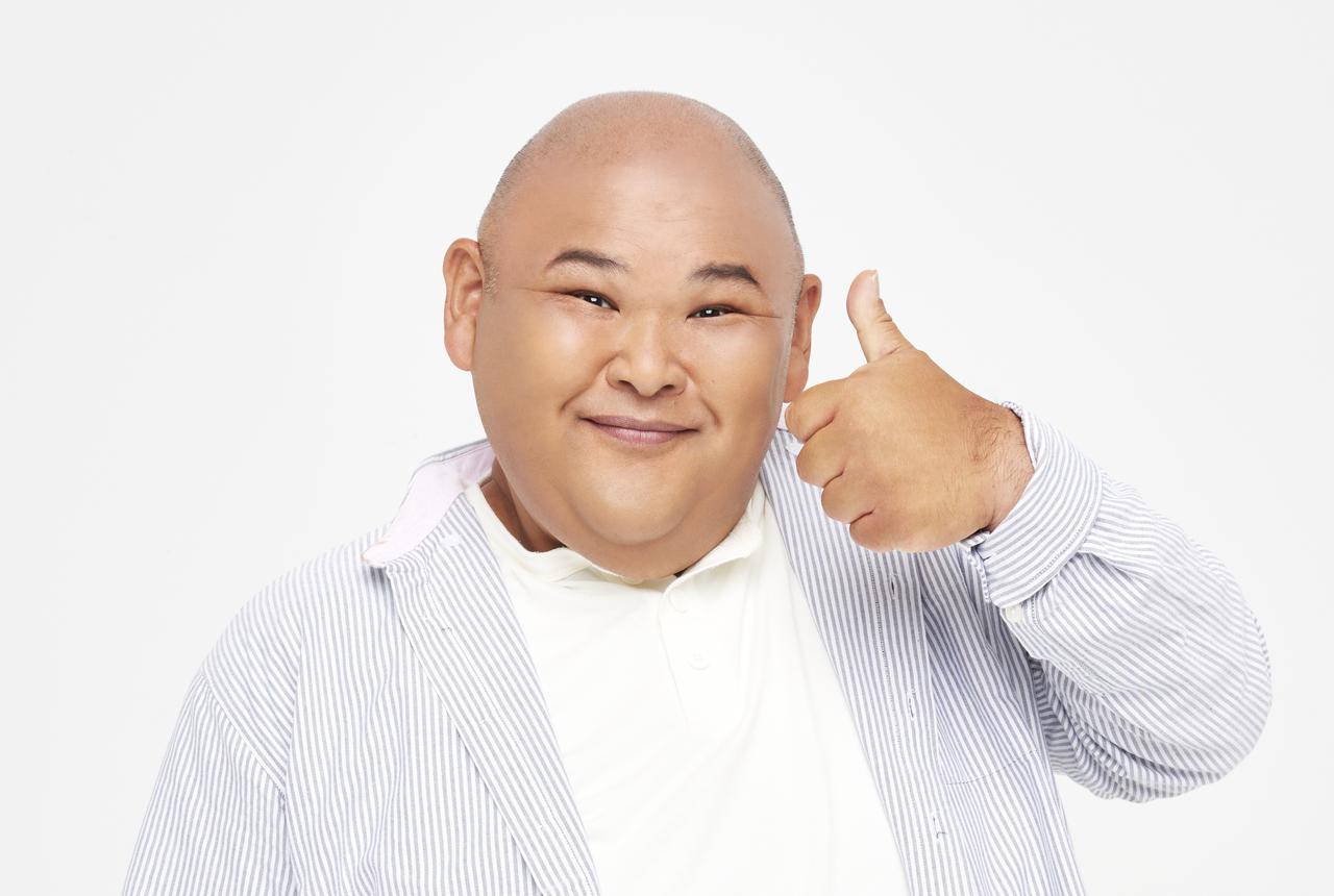 画像: HIRO(安田大サーカス) お笑いタレント、俳優、声優、ナレーターとしても活動中。和歌山市観光発信人として地元の美味しいツーリンググルメについて登壇。