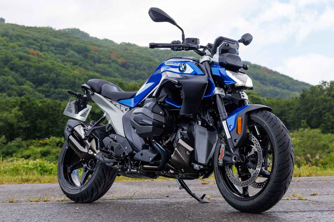 画像: BMW R1300R 2025年モデル 総排気量:1300cc エンジン形式:水冷4ストDOHC4バルブ水平対向2気筒 シート高:810mm 車両重量:239kg 発売日:2025年9月6日(注文受付開始) 税込価格:210万5000円~281万6000円
