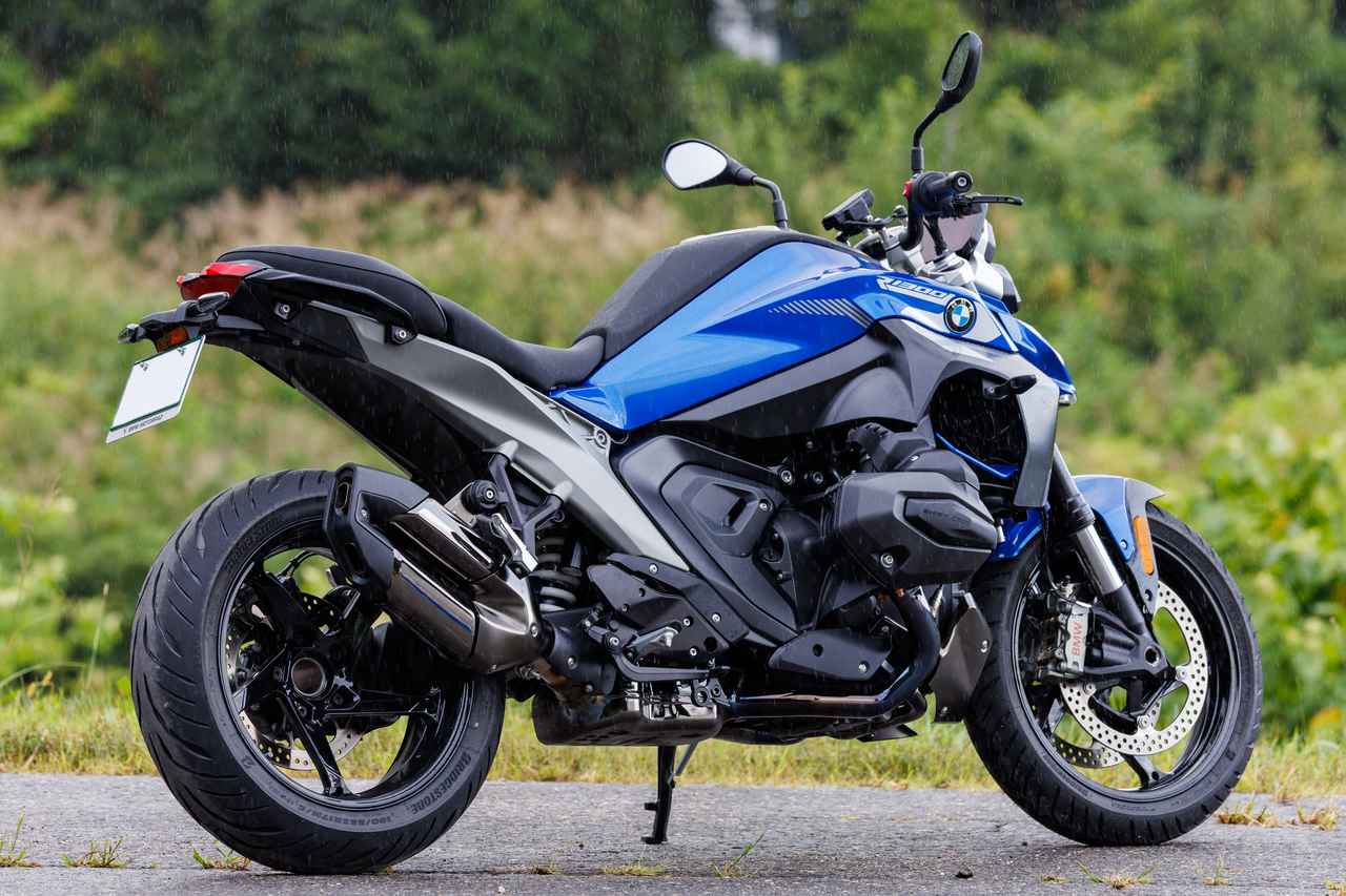 画像: ボディカラーは全4色で、STD、エクスクルーシブ、パフォーマンス、オプション719の各仕様ごとに1カラーが用意される。