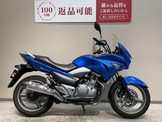 画像: ・車種名：SUZUKI GSR250S ・価格：198,000円（現金販売価格・税込） ・走行距離：14,862km ・モデル年式：2014年 ・保証：なし