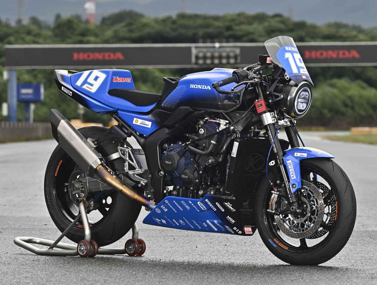 画像: MORIWAKI CB1000F 鉄馬レーサー