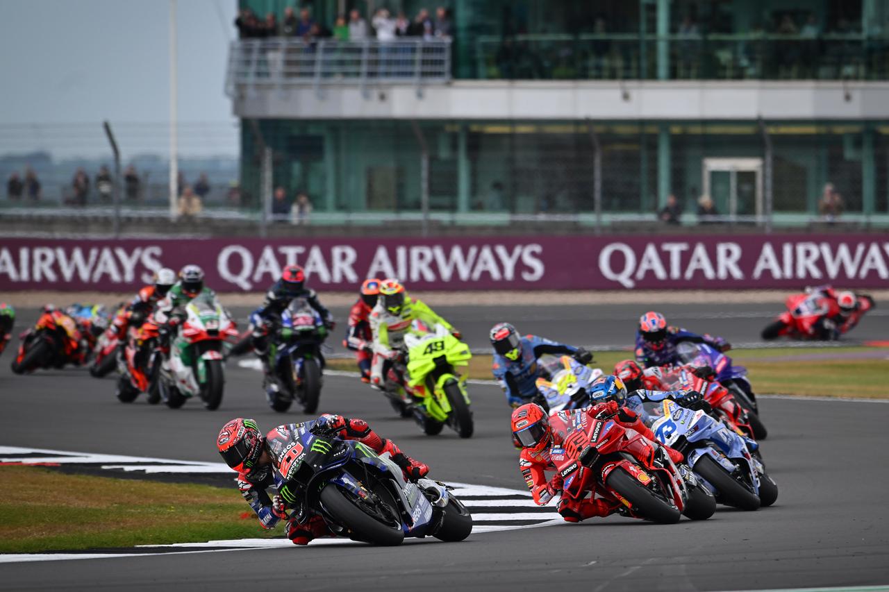 画像: MotoGPとスーパーバイク世界選手権(WSBK)のちがいとは? マシンからレギュレーション、歴史、運営コストまで徹底比較 - webオートバイ