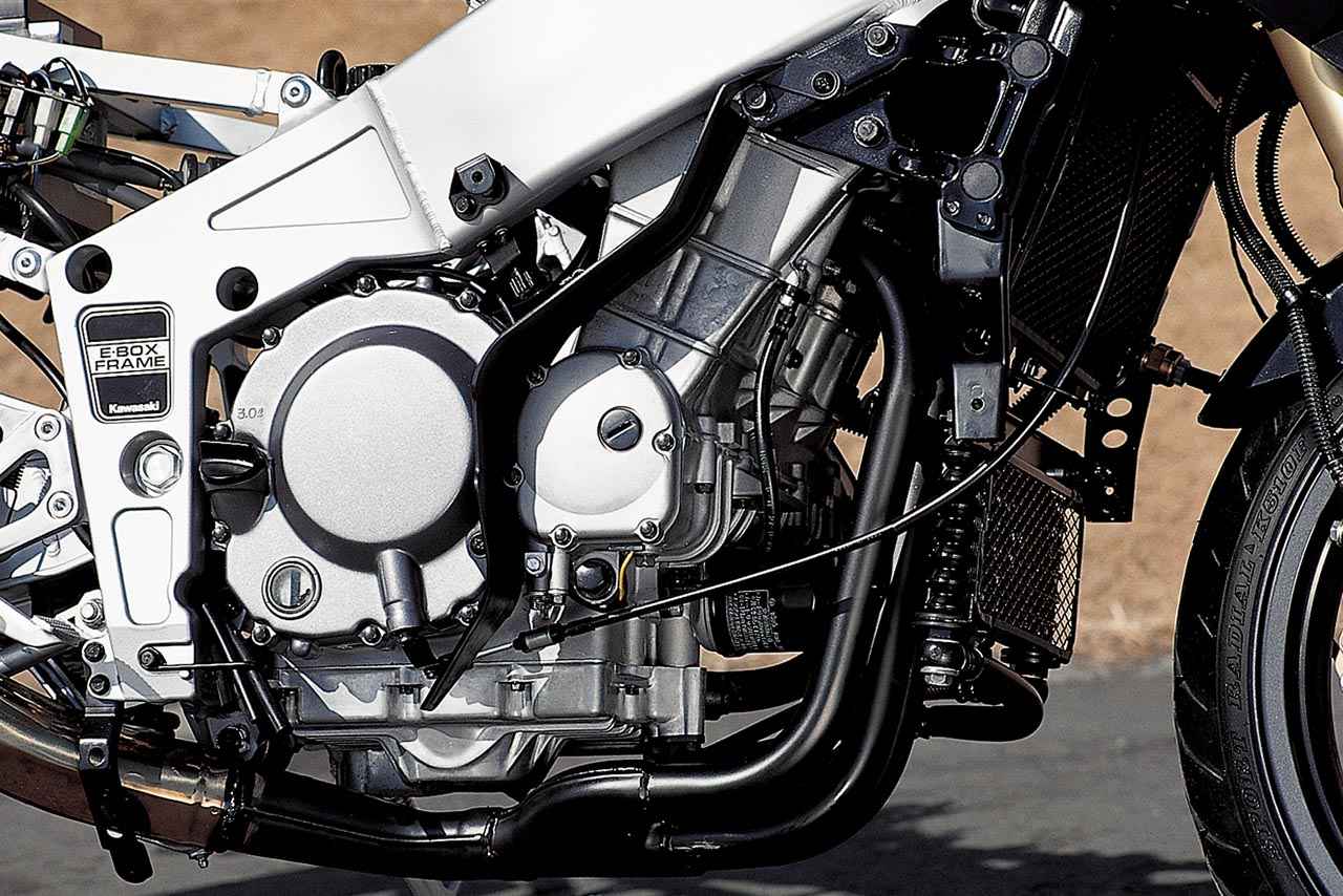 画像 : 4番目の画像 - 【写真8枚】カワサキ「ZXR400（ZX400H）」（1989年） - webオートバイ