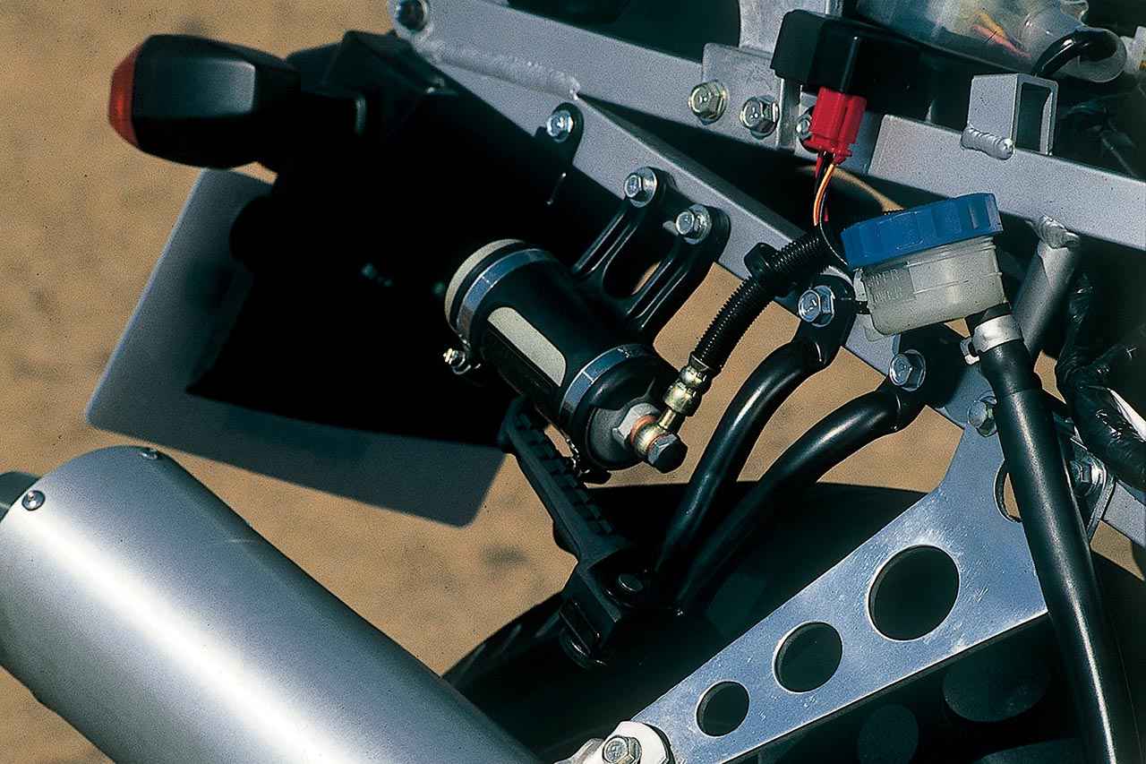 画像 : 7番目の画像 - 【写真8枚】カワサキ「ZXR400（ZX400H）」（1989年） - webオートバイ