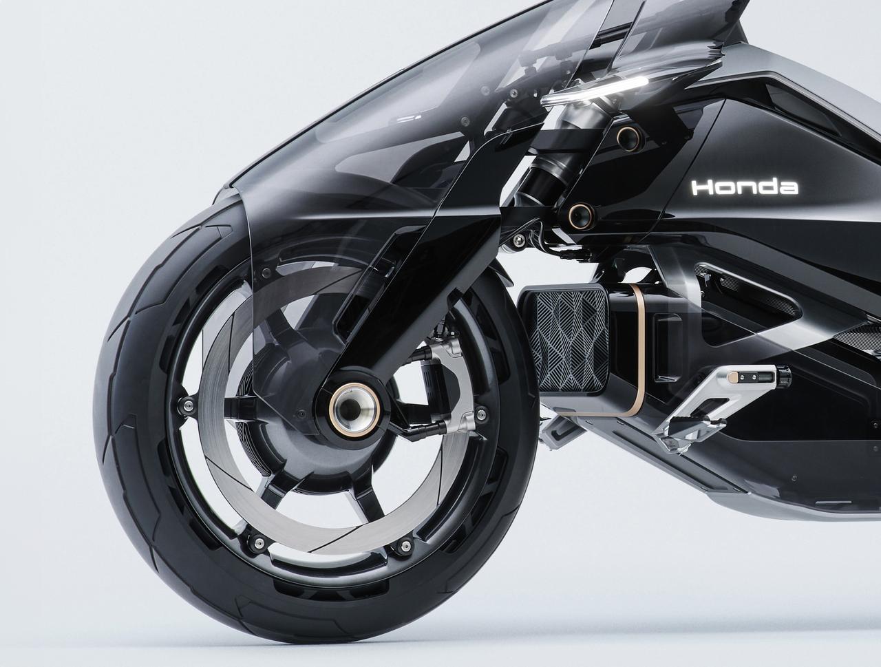 画像6: 【世界初公開！】2輪駆動の自由形EVクルーザー登場！ホンダ「EV Outlier Concept」【ジャパンモビリティショー2025】