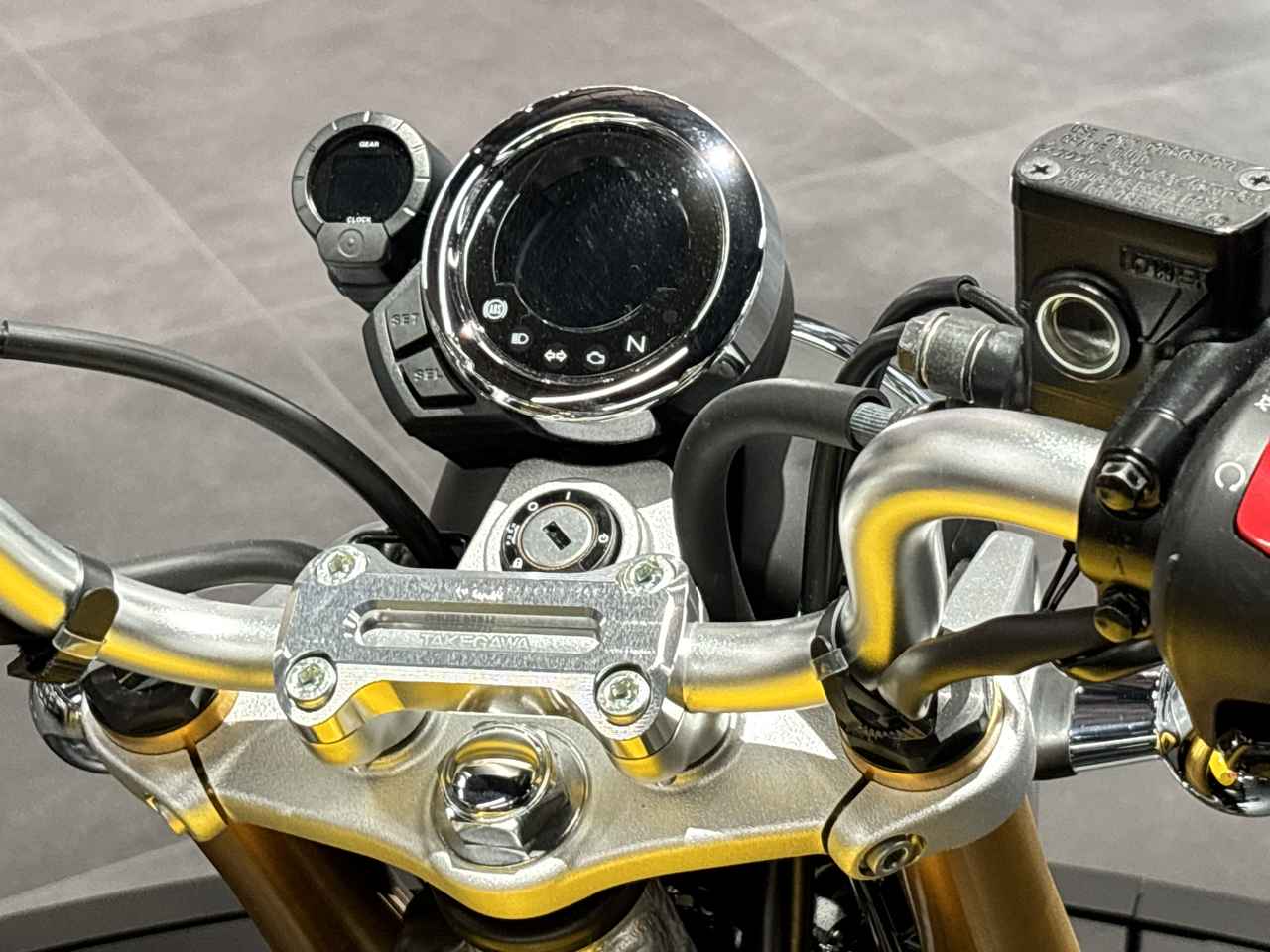 画像2: ▶ハンドル