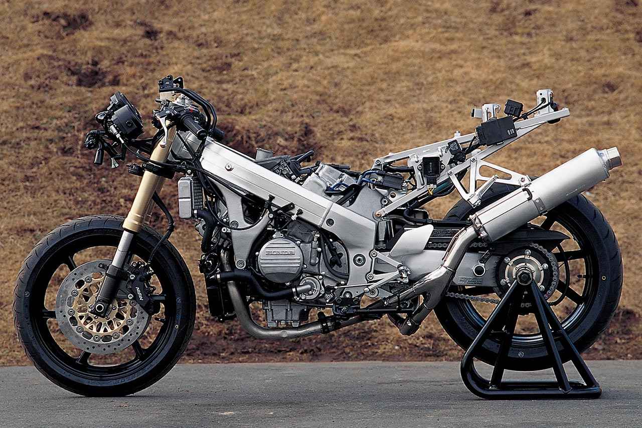 画像2: ホンダ「RVF(NC35)」(1994年)の各部装備・ディテール解説