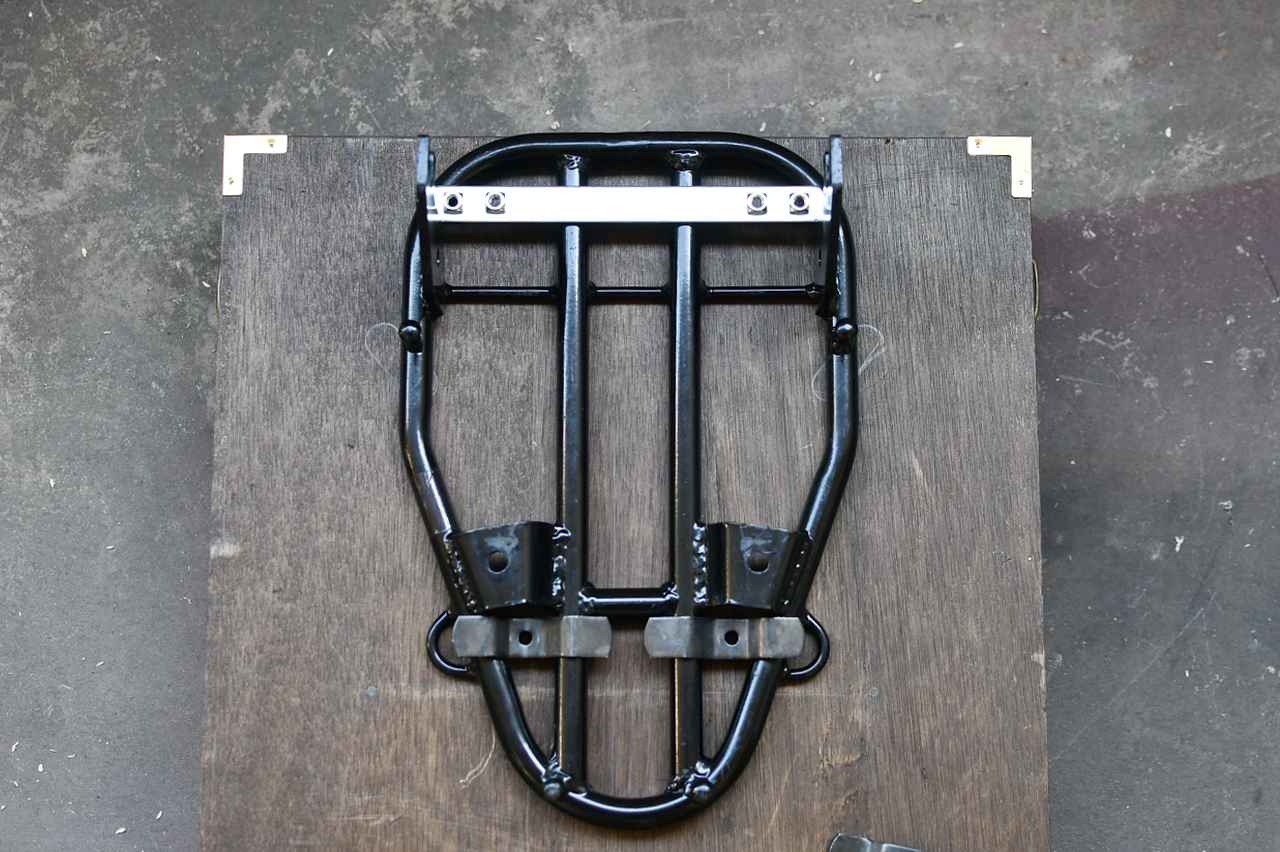 画像2: DRCコンパクトキャリアに取り付けるための固定具探しと穴あけ