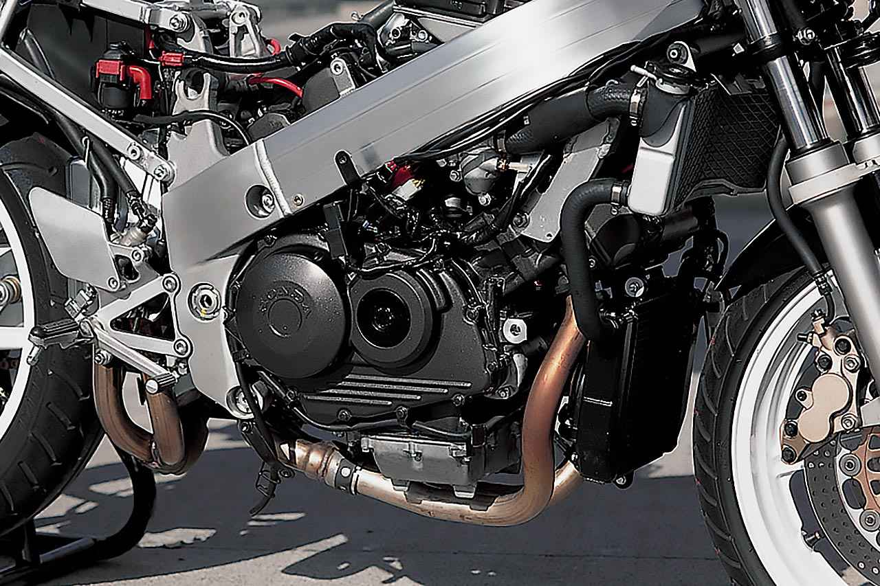 画像 : 8番目の画像 - 【写真14枚】ホンダ「VFR400R（NC30）」（1989年） - webオートバイ