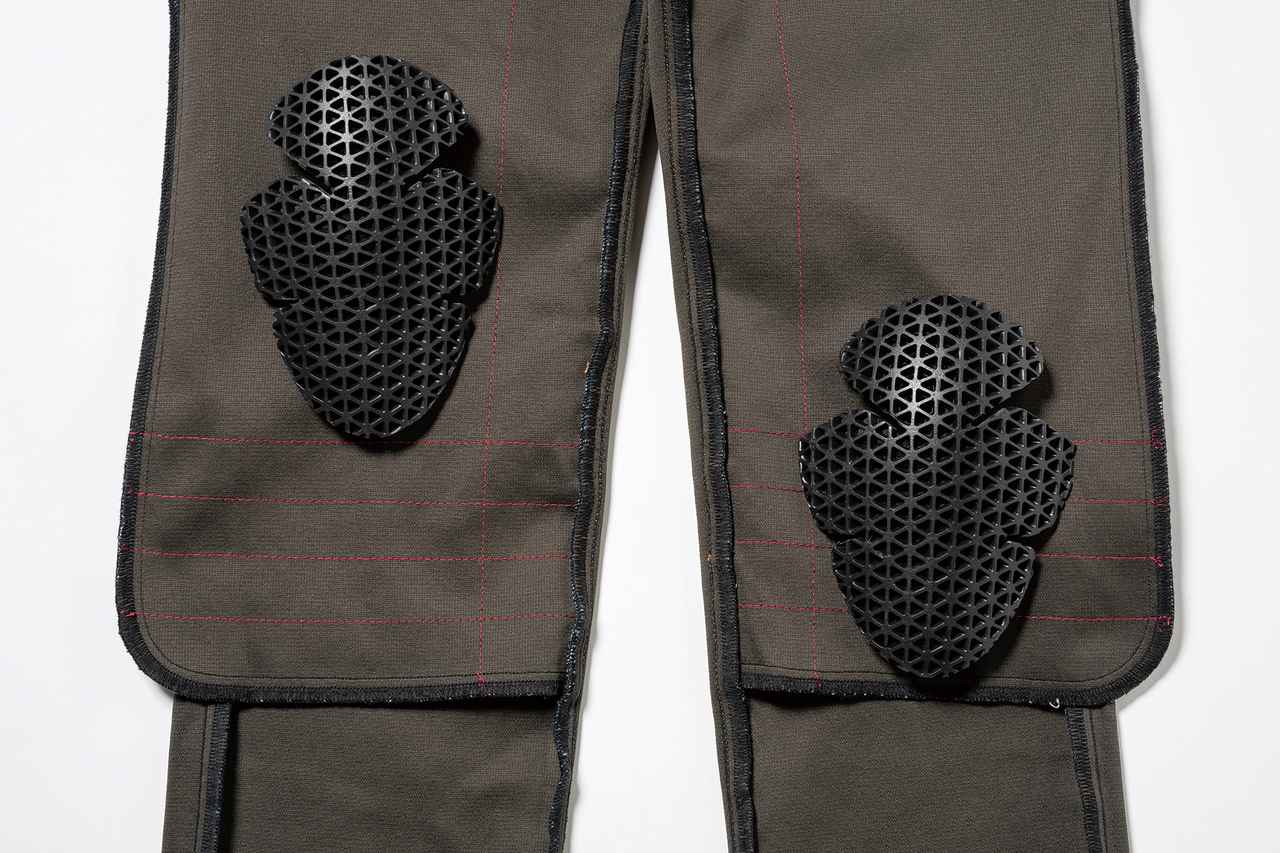 画像: ▲D.E.Fデニムでも他のライダージーンズ同様の機能を採用。プロテクターの位置は5段階から任意でセレクトが可能です。