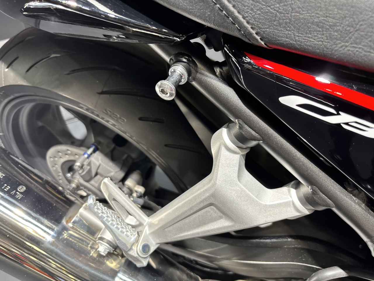 画像14: ホンダ「CB1000F」をあらゆる角度から撮影! 写真点数100枚超のマニア向けフォトアルバム〈撮って出し/ジャパンモビリティショー2025〉