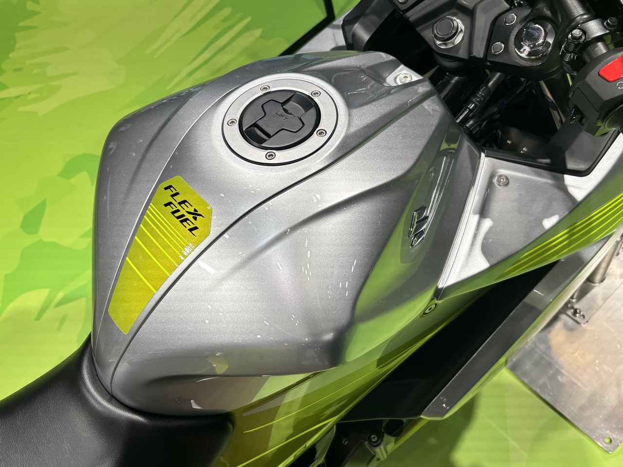 画像1: ▶タンク