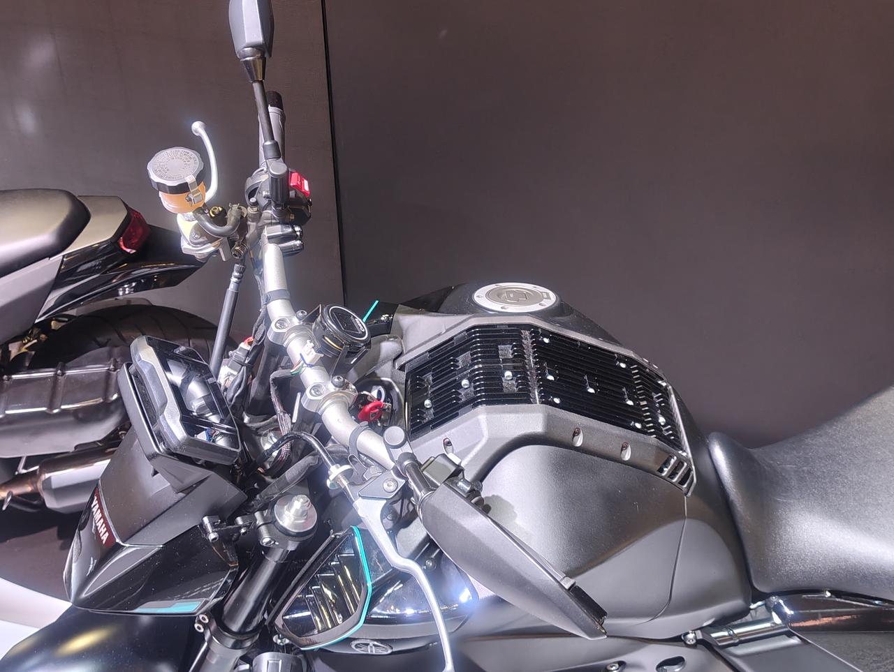 画像1: ▶ハンドル