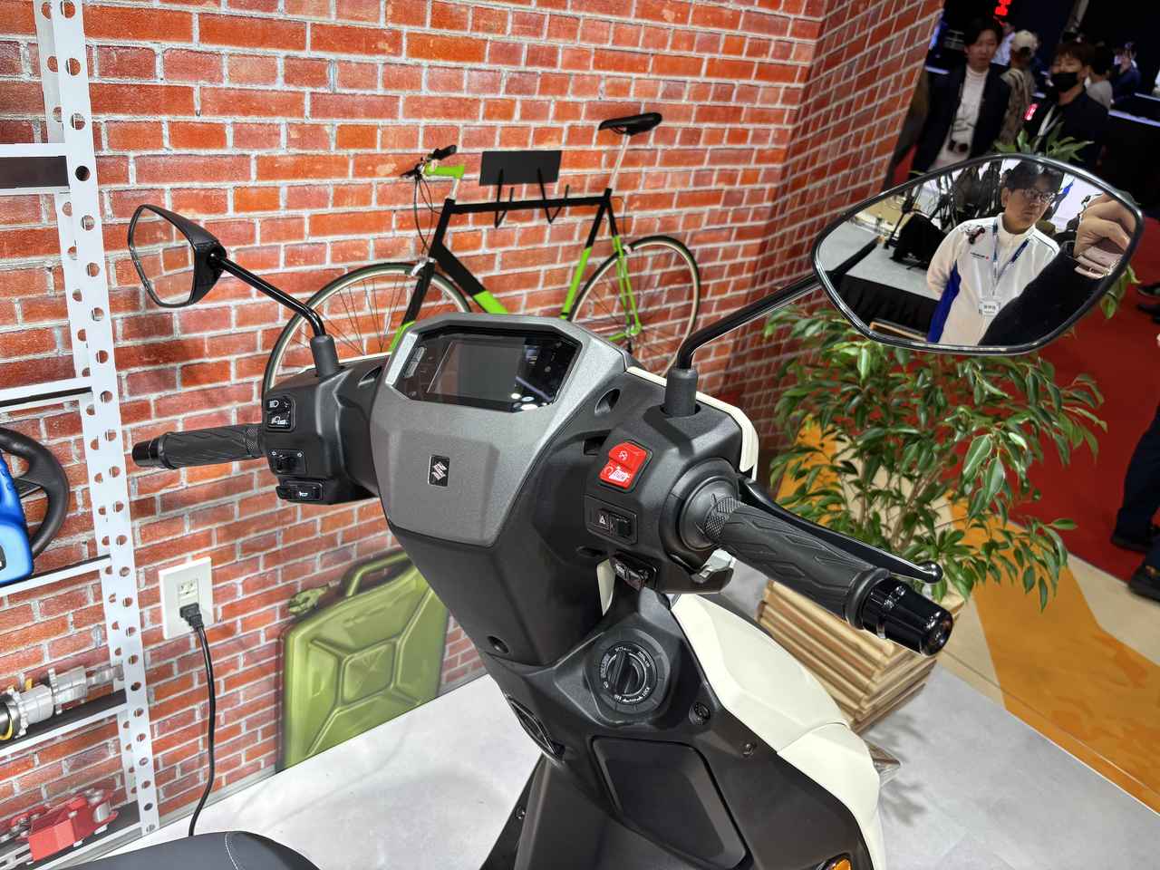 画像1: ▶ハンドルまわり