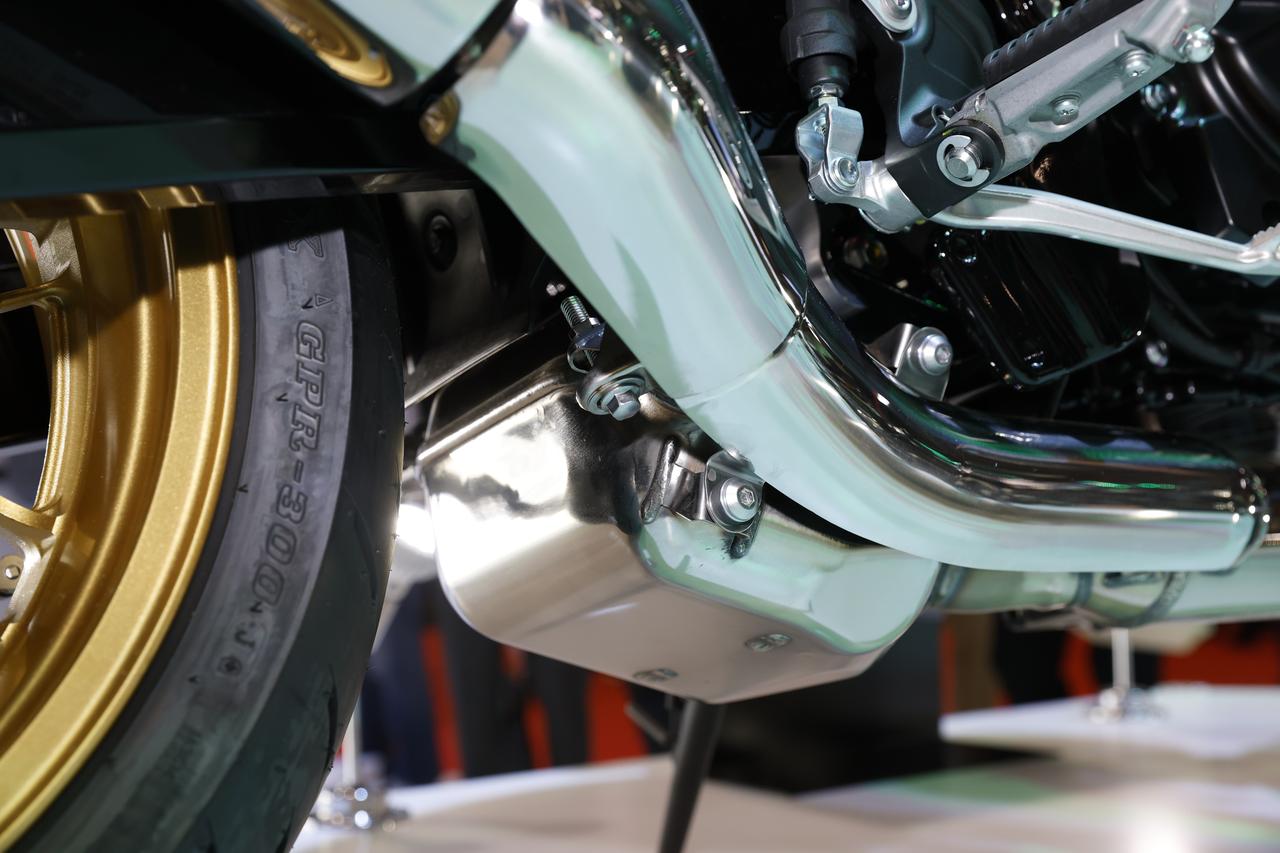 画像 : 20番目の画像 - 【写真28枚】ワサキ「Z900RS Black Ball Edition」「Z900RS SE」 - webオートバイ