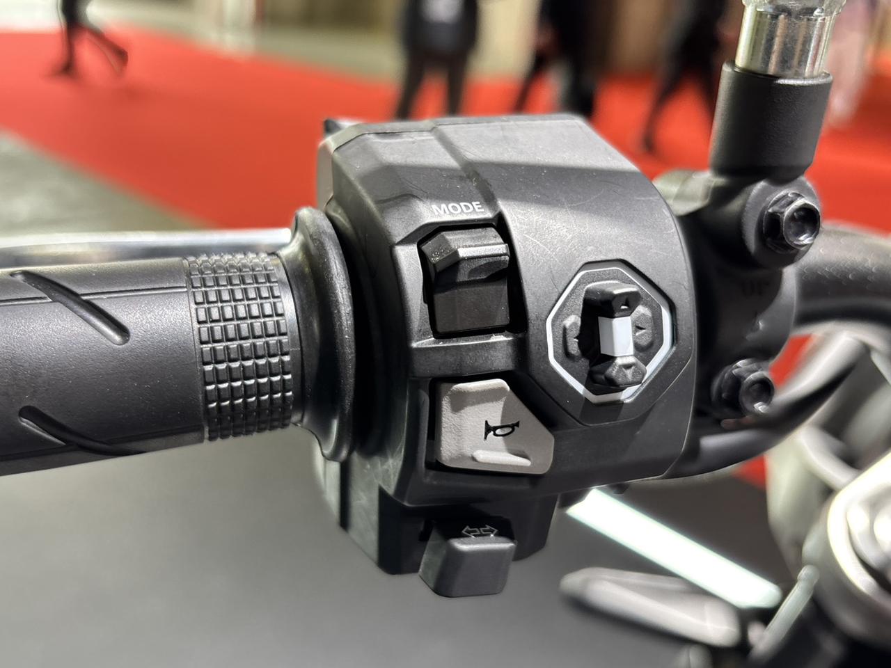 画像 : 5番目の画像 - 【他18枚】 - webオートバイ