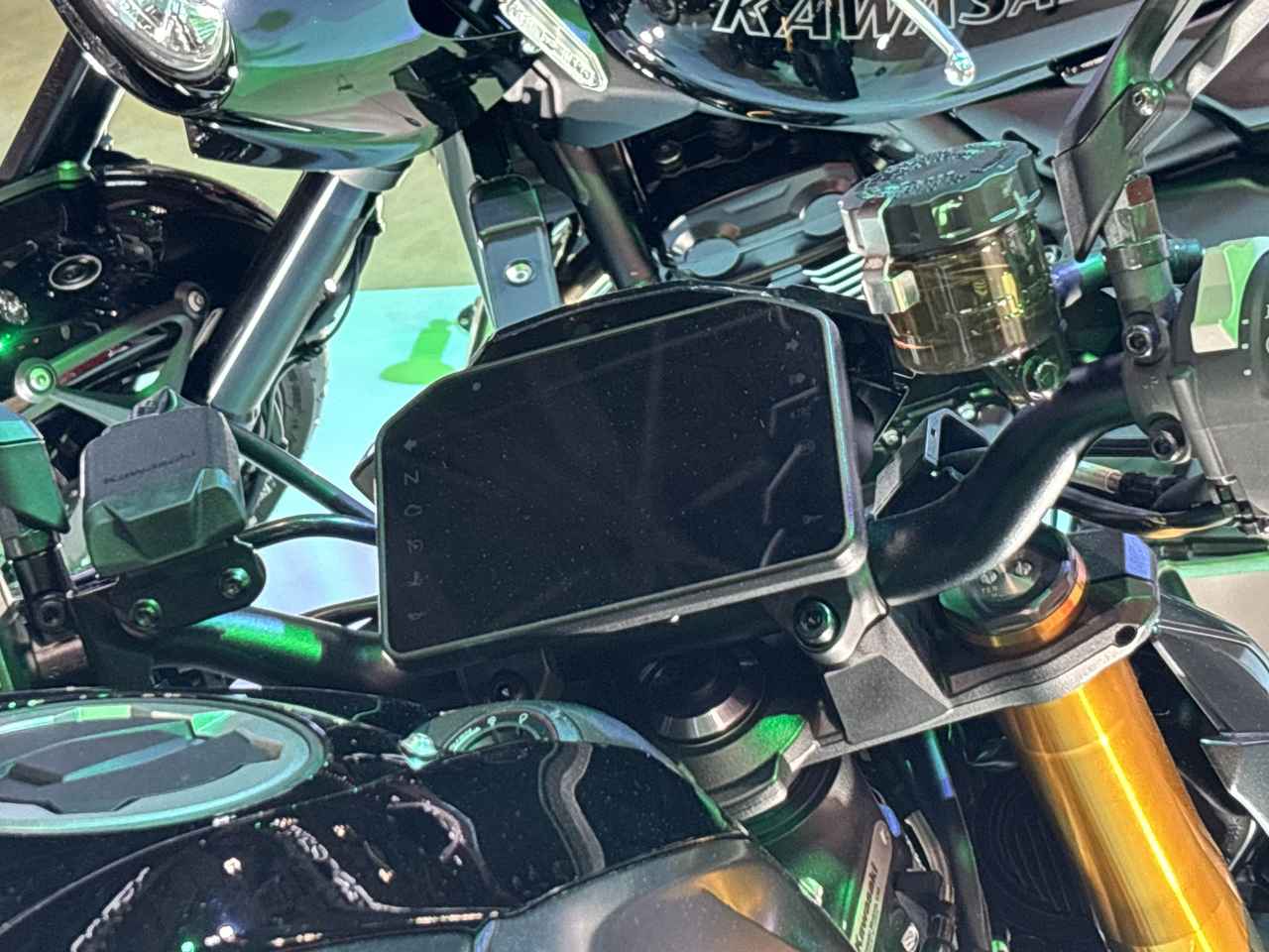 画像2: ▶ハンドルまわり