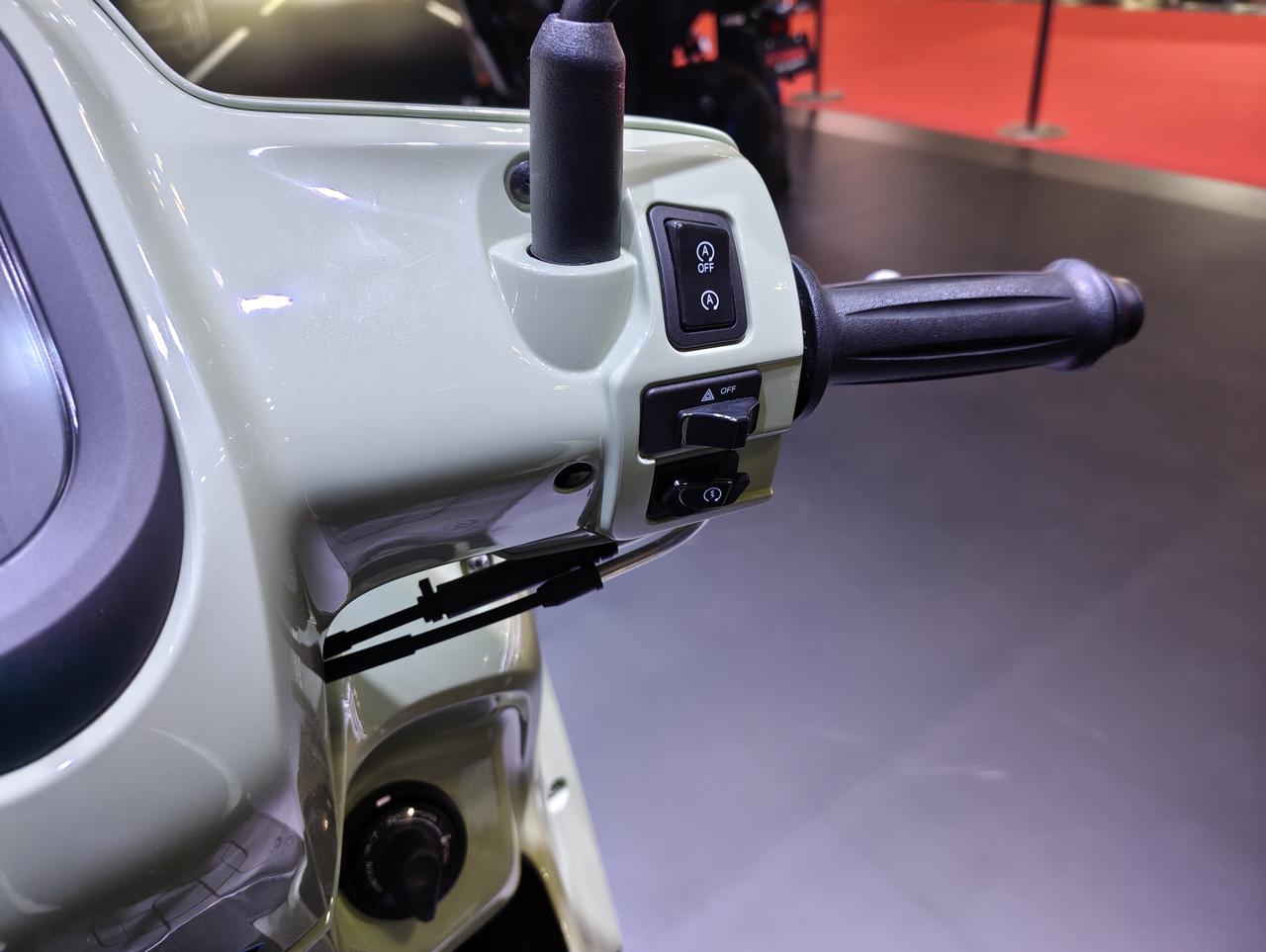 画像3: ▶ハンドル