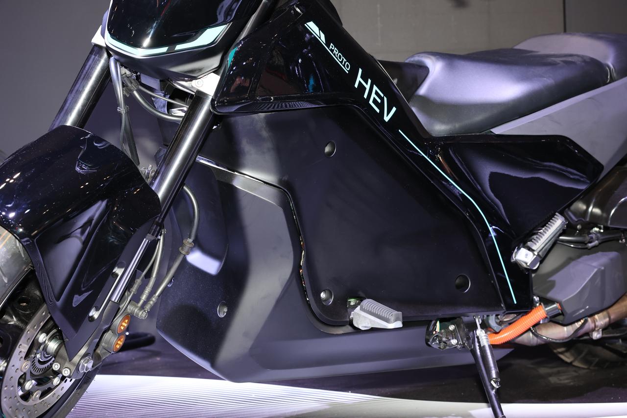 画像 : 5番目の画像 - 【写真9枚】ヤマハ「プロト  HEV」 - webオートバイ