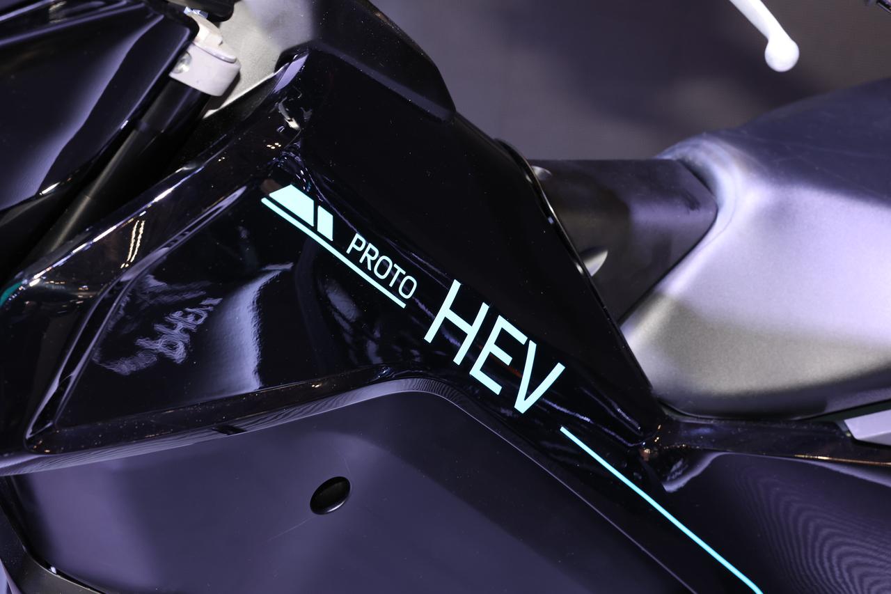 画像 : 6番目の画像 - 【写真9枚】ヤマハ「プロト  HEV」 - webオートバイ
