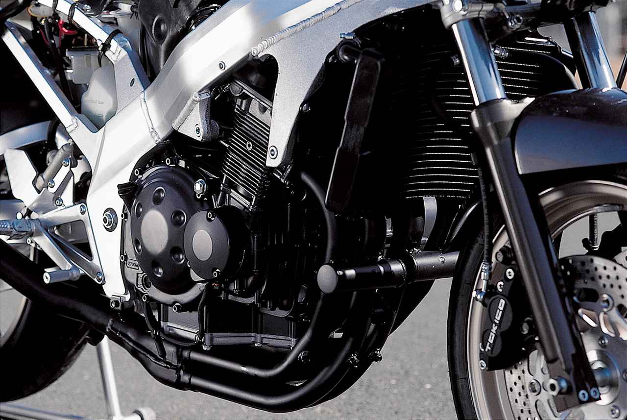 画像 : 11番目の画像 - 【写真20枚】スズキ「GSX-R250R（GJ73A）」（1989年） - webオートバイ