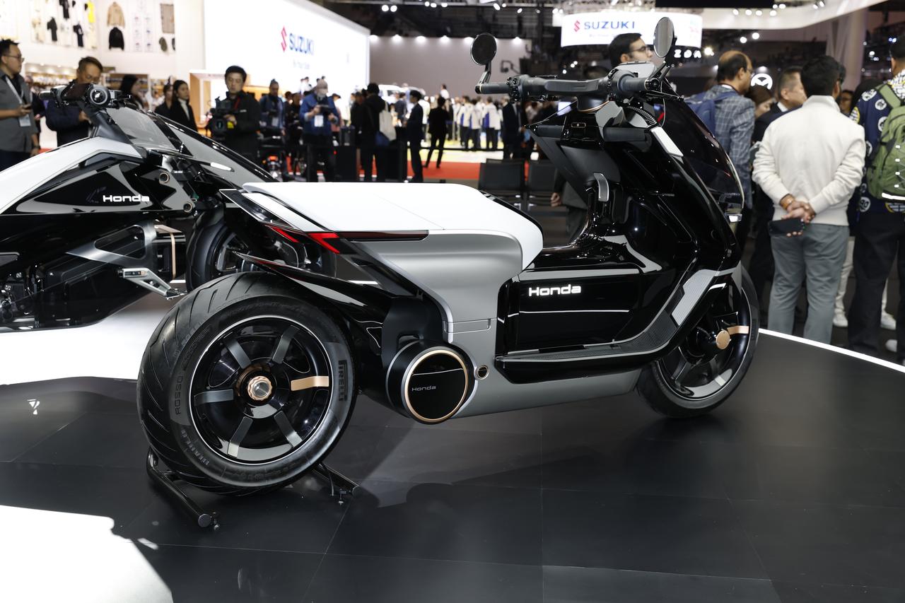 画像 : 2番目の画像 - 【写真15枚】ホンダ「EV アーバン コンセプト」 - webオートバイ