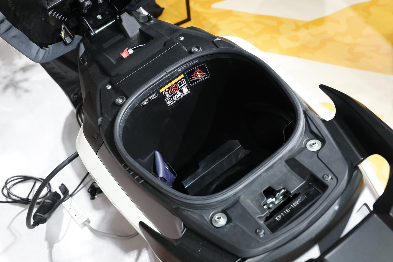 画像 : 7番目の画像 - 【写真12点】スズキ「e-アドレス」 - webオートバイ