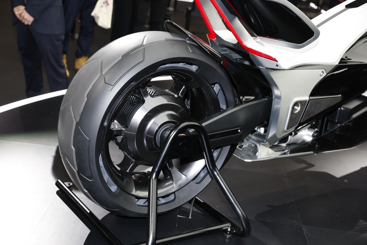 画像 : 14番目の画像 - 【写真17点】ホンダ「EV Outlier Concept」 - webオートバイ