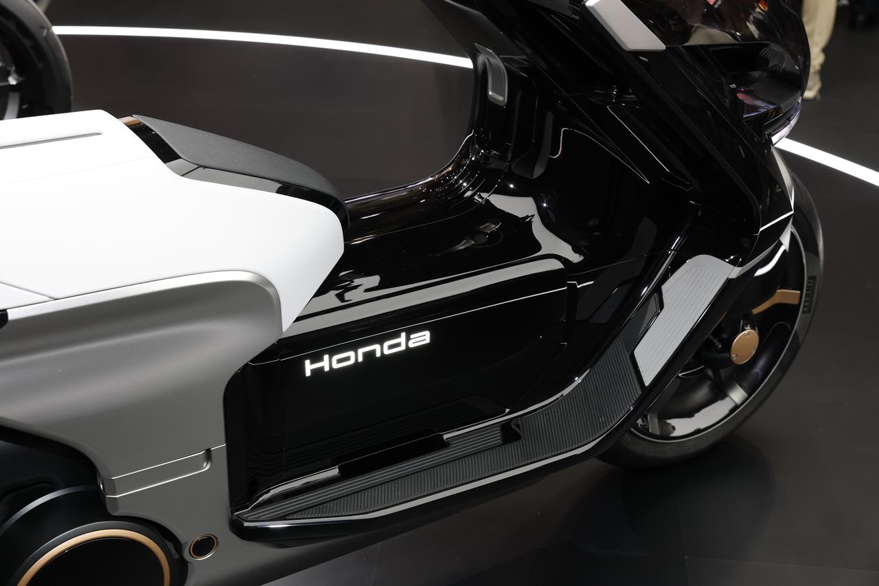 画像 : 10番目の画像 - 【写真15枚】ホンダ「EV アーバン コンセプト」 - webオートバイ