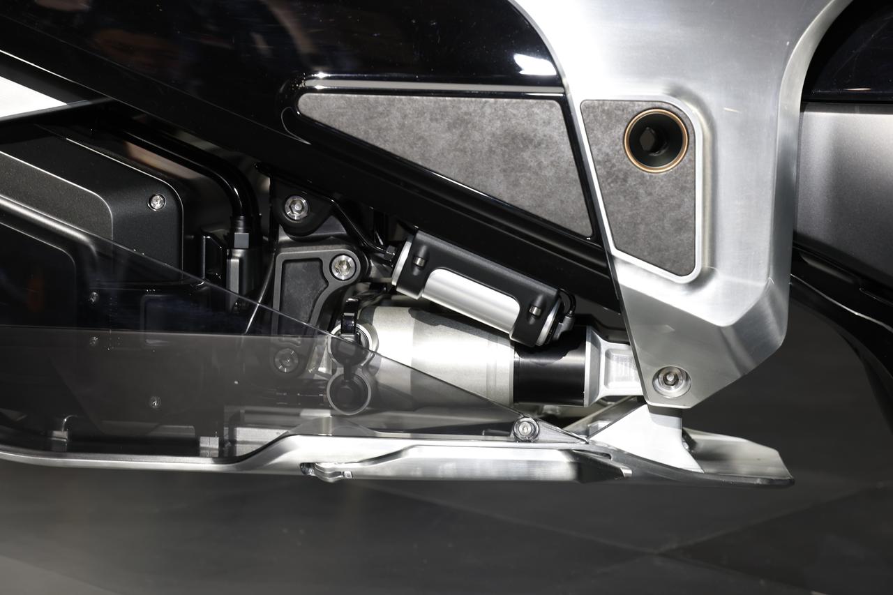 画像 : 9番目の画像 - 【写真17点】ホンダ「EV Outlier Concept」 - webオートバイ