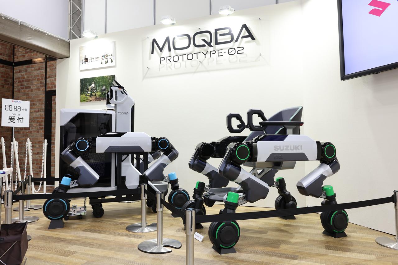 画像: 左:荷物搬送仕様 右:椅子仕様