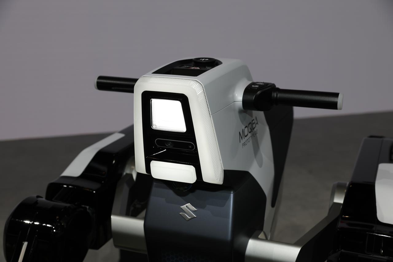 画像1: スズキ「MOQBA 2」様々な用途に対応する4足歩行の次世代モビリティが進化して登場!【ジャパンモビリティショー2025】