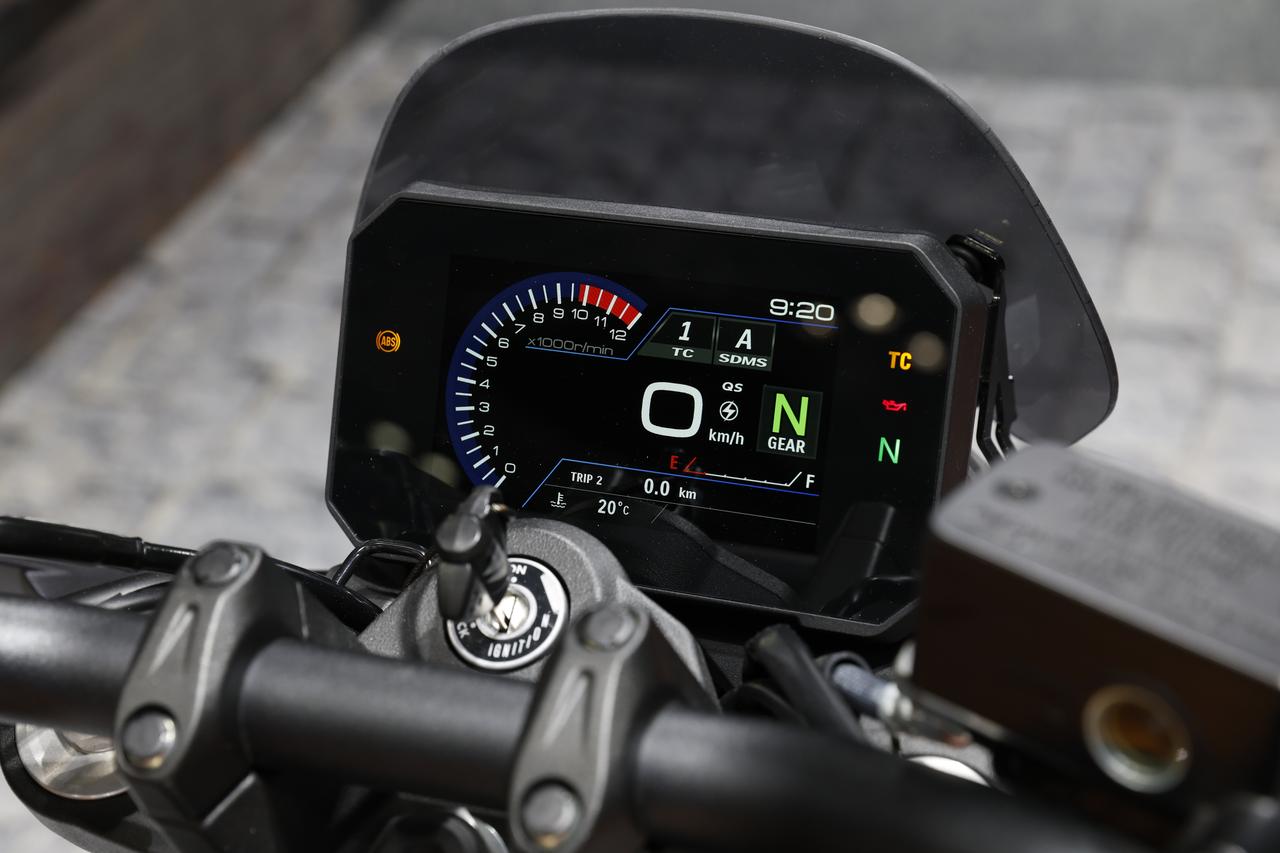 画像3: 【国内仕様登場!?】スズキ「GSX-8T 」「GSX-8TT」を詳細解説! またがりも可能な話題のニューモデルを実車展示!【ジャパンモビリティショー2025】