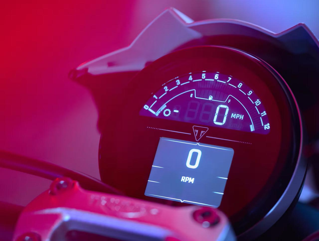 画像: トライアンフ「Trident800」の概要