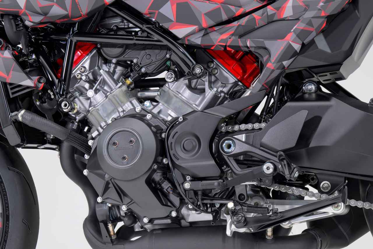画像12: 【世界初公開!】ホンダ「V3R 900 E-Compressor Prototype」登場! 世界初の電子制御ブースト技術搭載のV3スポーツ!【2026速報】