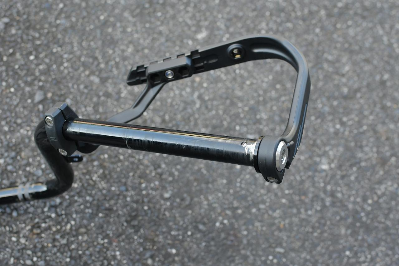 画像5: アントラーハンドガードをハンターカブに取り付けてみるけど、 純正ハンドルだと付かないしレバーのクリアランスもギリギリだったので工夫してみた