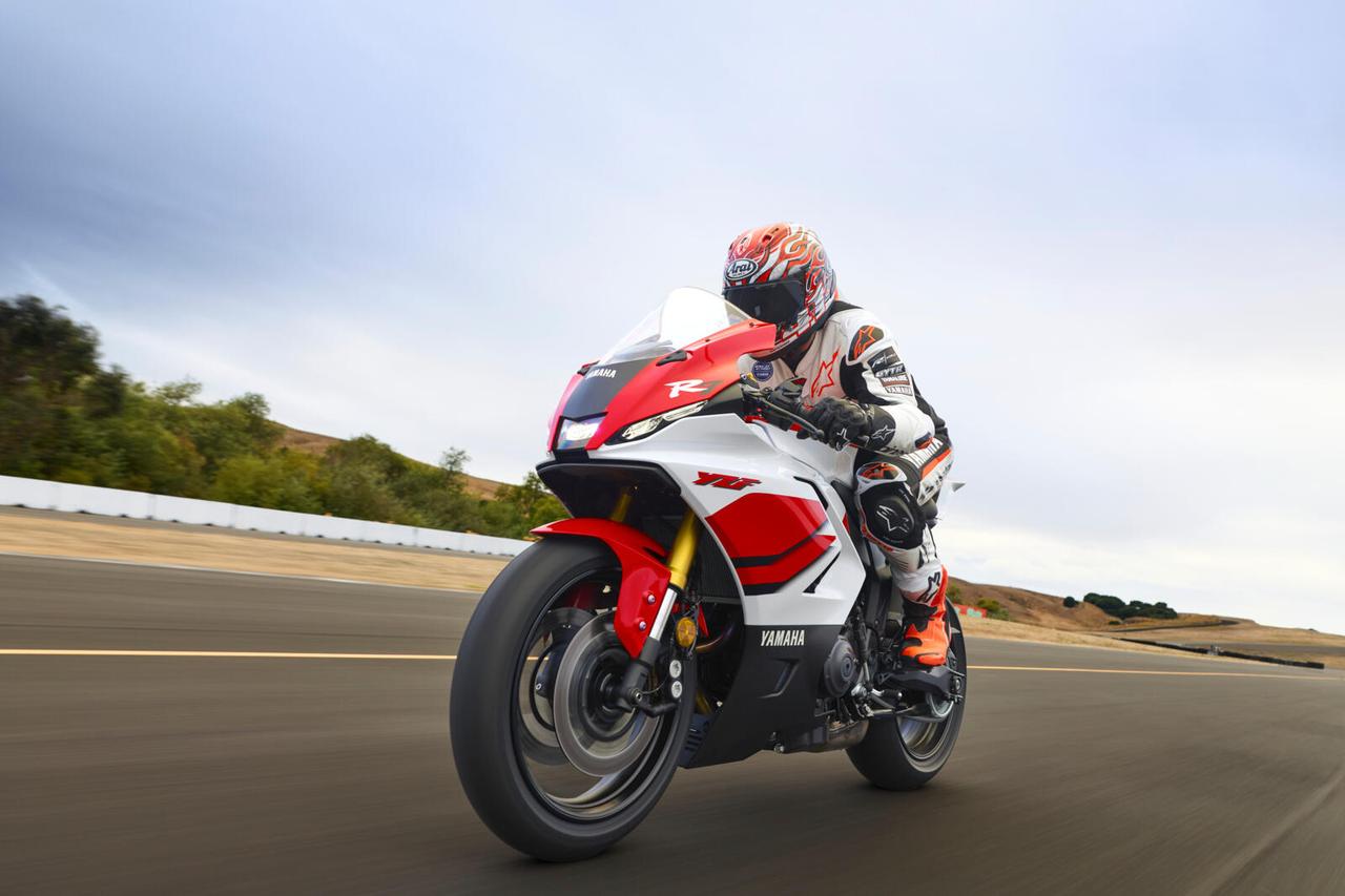 画像 : 21番目の画像 - 【写真57枚】ヤマハ「YZF-R7」欧州仕様車・2026年モデル - webオートバイ