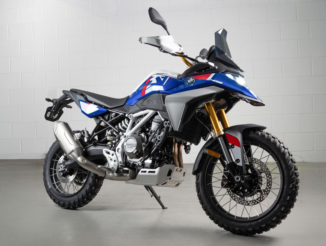 画像: BMW F450GS 2026年モデル 総排気量:420cc エンジン形式:水冷4ストロークDOHC4バルブ並列2気筒 シート高:845mm 車両重量:178kg 発売時期・価格未定