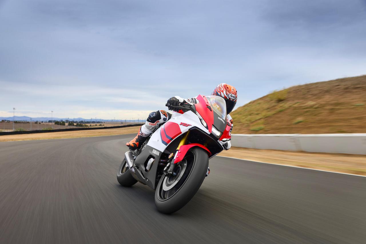 画像 : 22番目の画像 - 【写真57枚】ヤマハ「YZF-R7」欧州仕様車・2026年モデル - webオートバイ