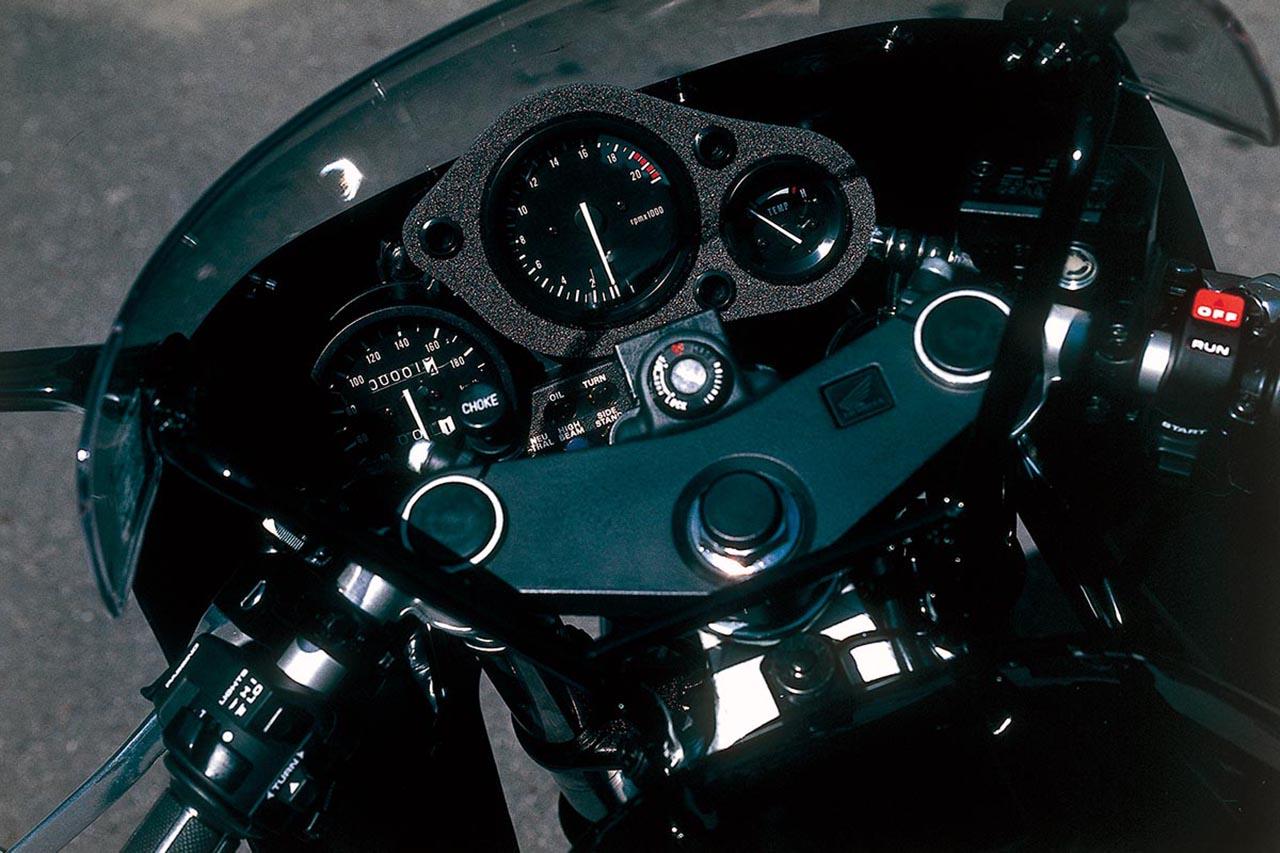 画像3: ホンダ「CBR250RR（MC22）」（1990年）各部装備・ディテール解説